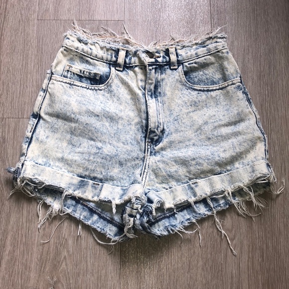 American Apparel Acid Wash High Waisted Denim Shorts Size 27 - Picture 1 of 5